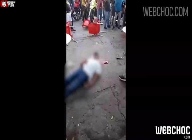 Video :An undercover police officer apprehends a thief (Episode 2244)